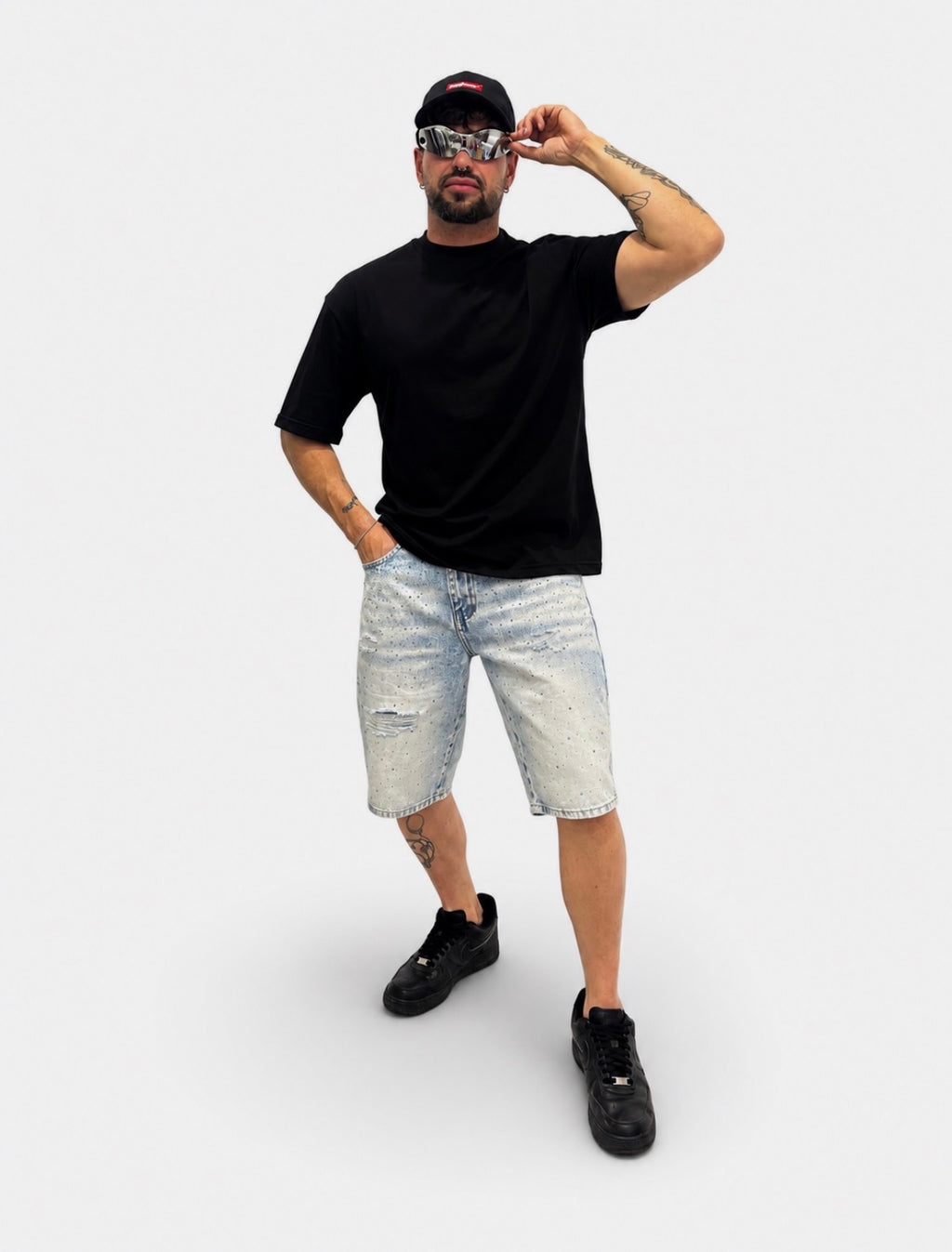 T-shirt nera