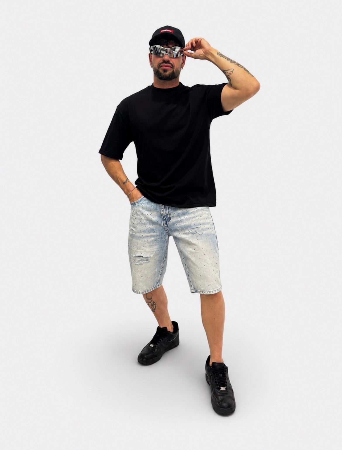 T-shirt nera