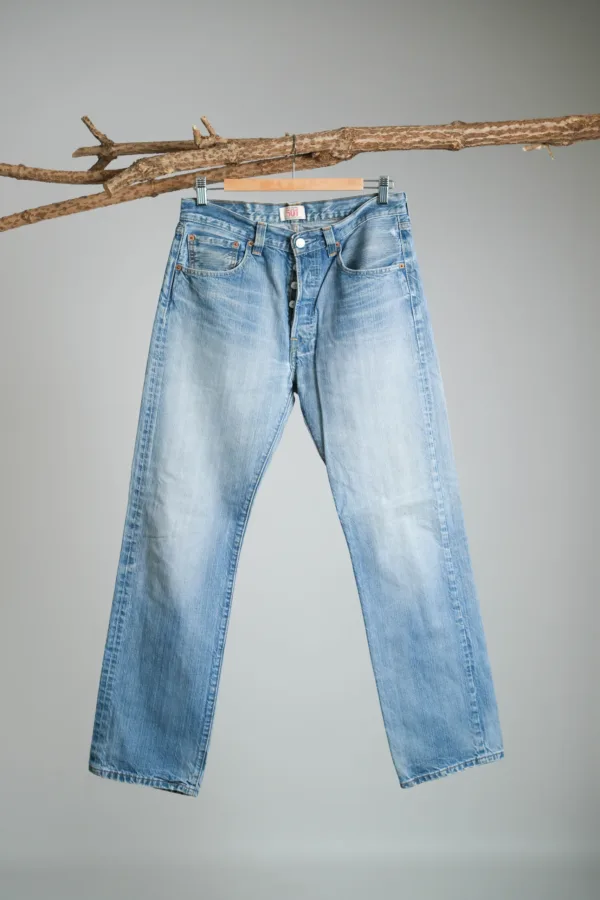 LEVI&rsquo;S 501 REGULAR FIT